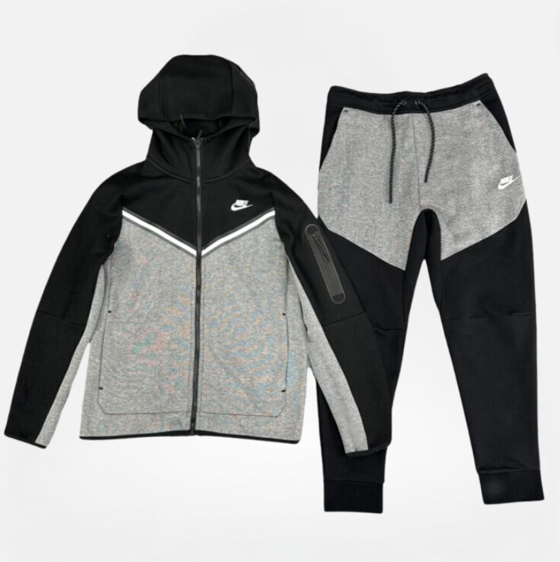 CONJUNTO NIKE TECH FLEECE BLACK AND GREY/WHITE