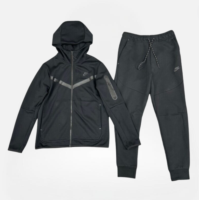 CONJUNTO NIKE TECH FLEECE BLACK